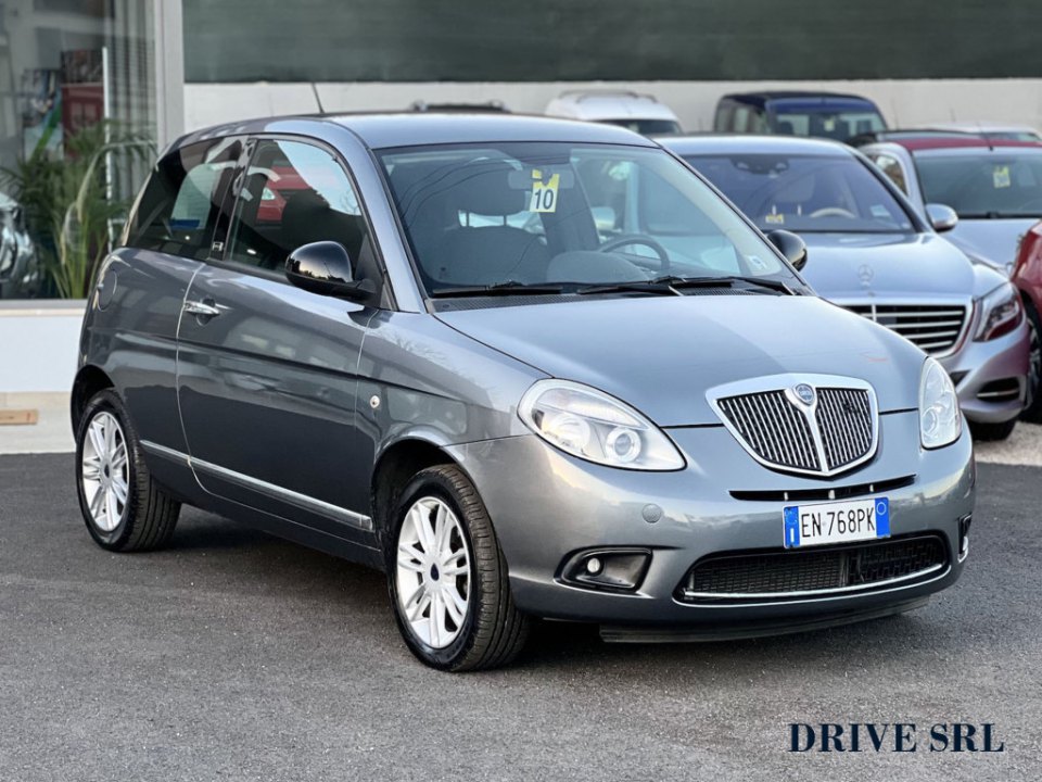 LANCIA Ypsilon 2ª serie vers. Ypsilon 1.3 MJT 75 CV Unyca