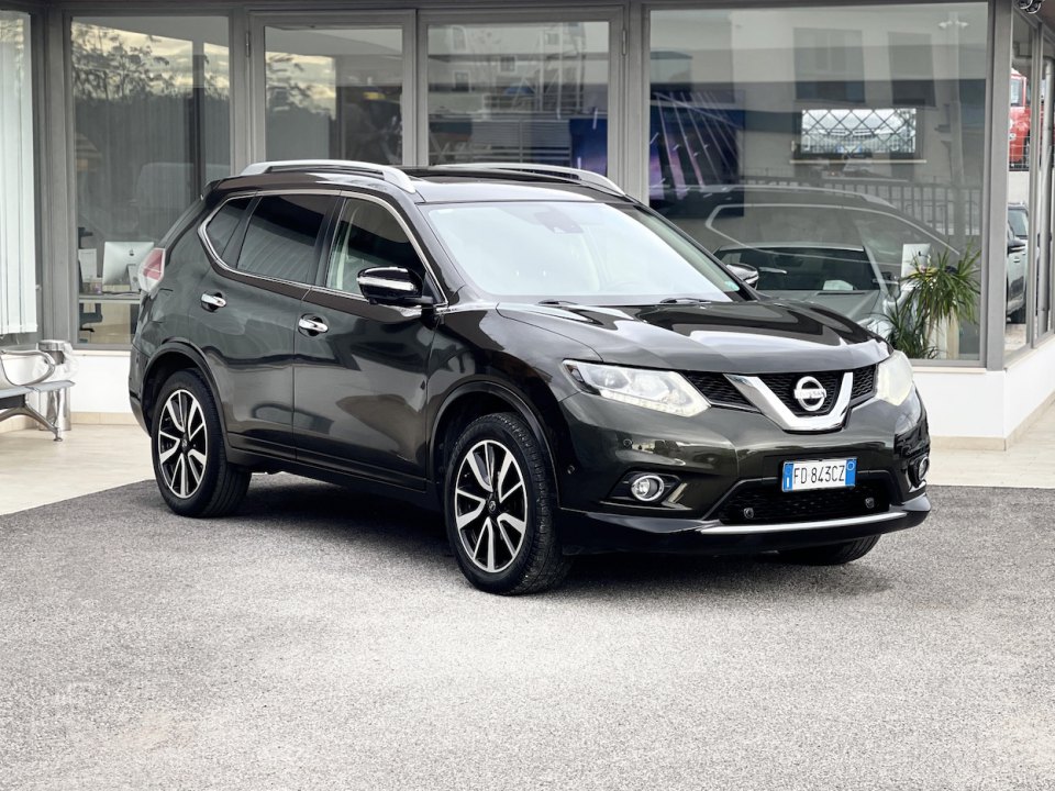 NISSAN X-Trail 3ª serie vers. X-Trail 1.6 dCi 2WD Tekna