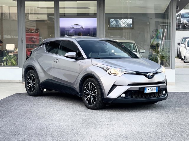 TOYOTA - C-HR