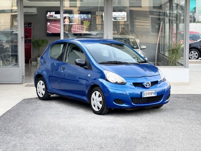 TOYOTA - Aygo 1ª serie