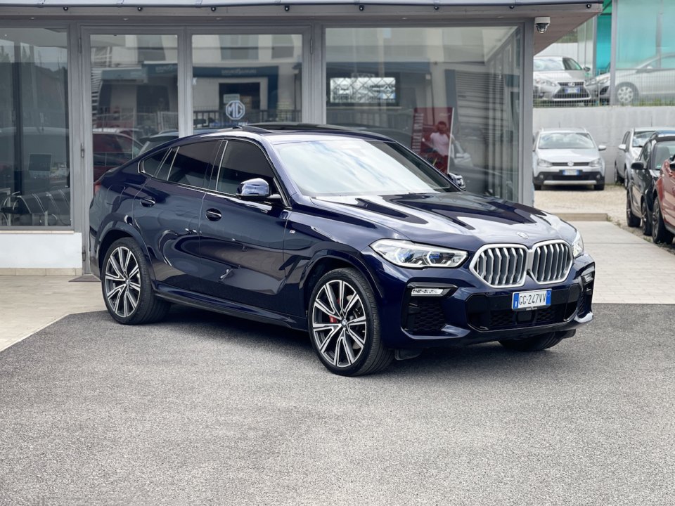 BMW X6        (G06/F96) vers. X6 xDrive30d Msport