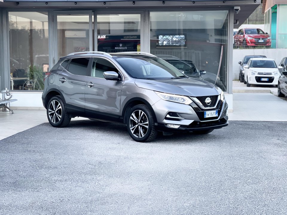 NISSAN Qashqai 2ª serie vers. Qashqai 1.5 dCi Tekna+