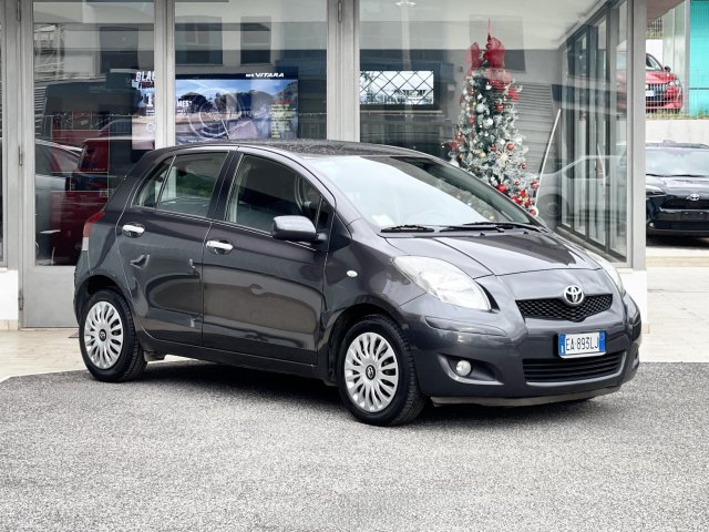 TOYOTA - Yaris 2ª serie