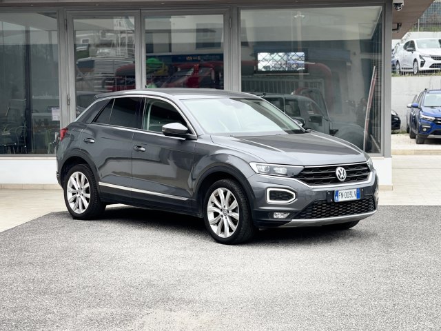 VOLKSWAGEN - T-Roc