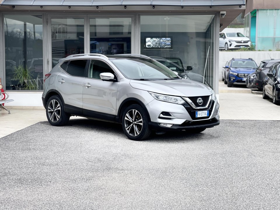 NISSAN Qashqai 2ª serie vers. Qashqai 1.5 dCi N-Connecta