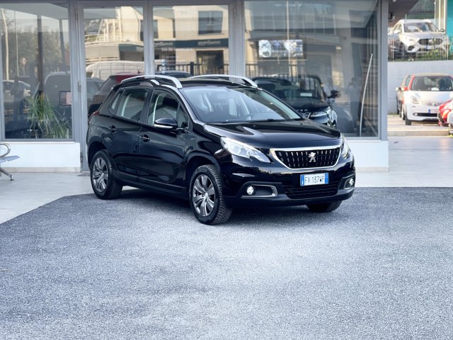 PEUGEOT - 2008