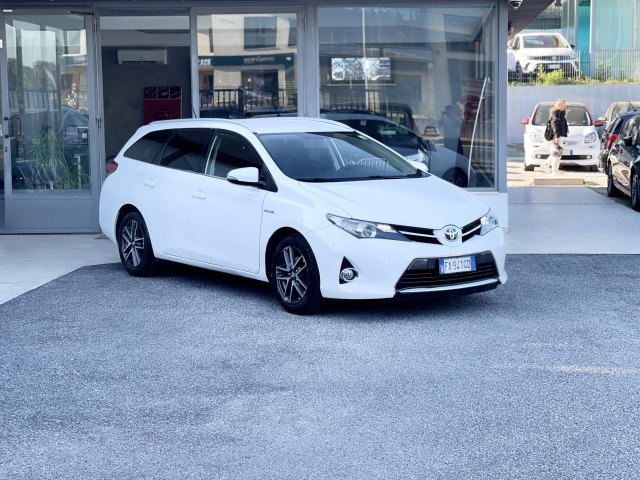 TOYOTA - Auris 2ª serie