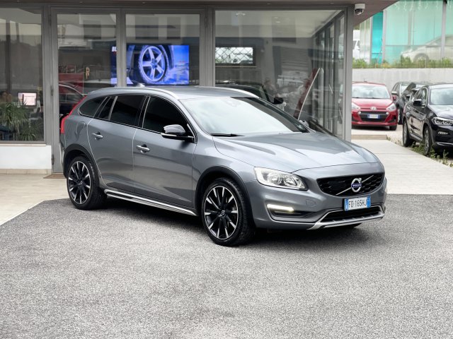 VOLVO - V60 CC (2015-2018)