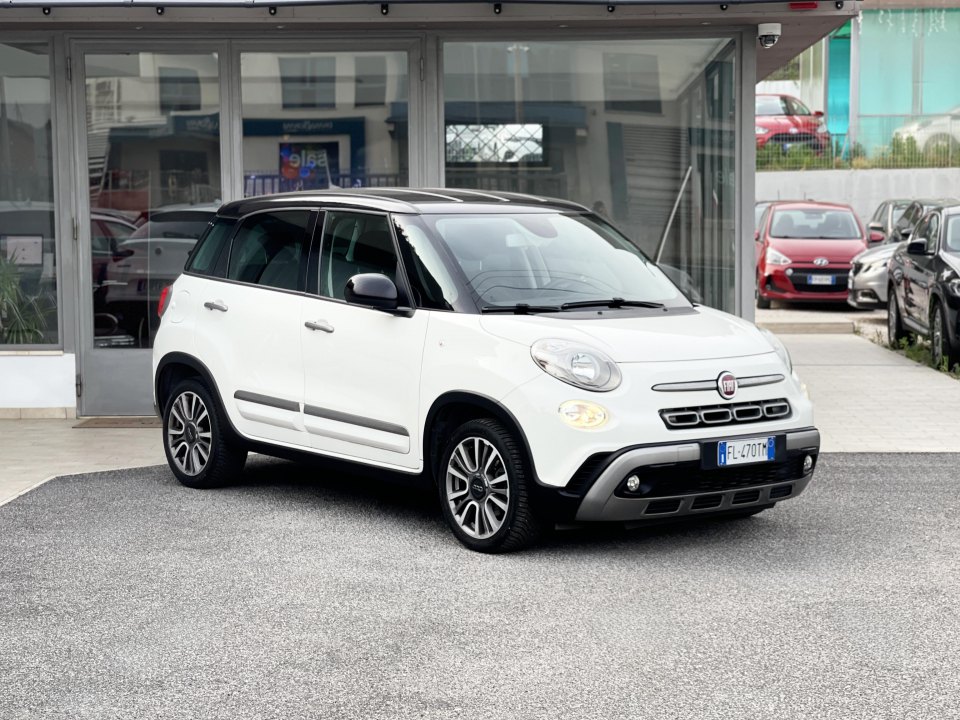 FIAT 500L vers. 500L 1.3 Multijet 95 CV Cross