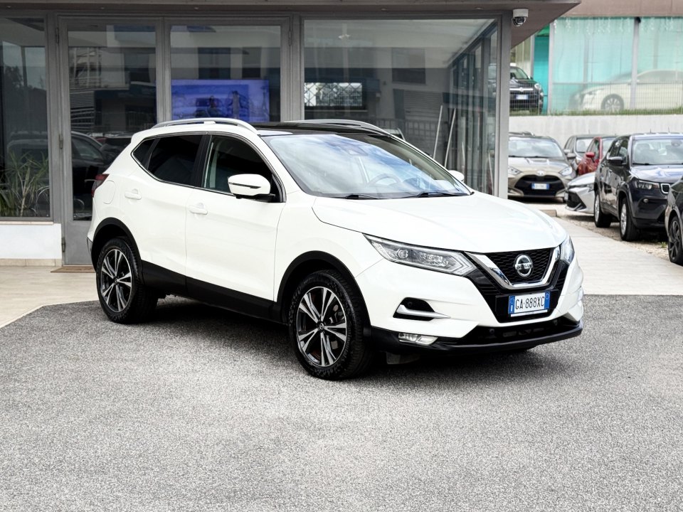 NISSAN Qashqai 2ª serie vers. Qashqai 1.5 dCi N-Connecta