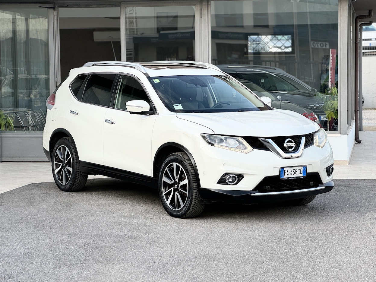 NISSAN X-Trail 3ª serie vers. X-Trail 1.6 dCi 2WD Tekna