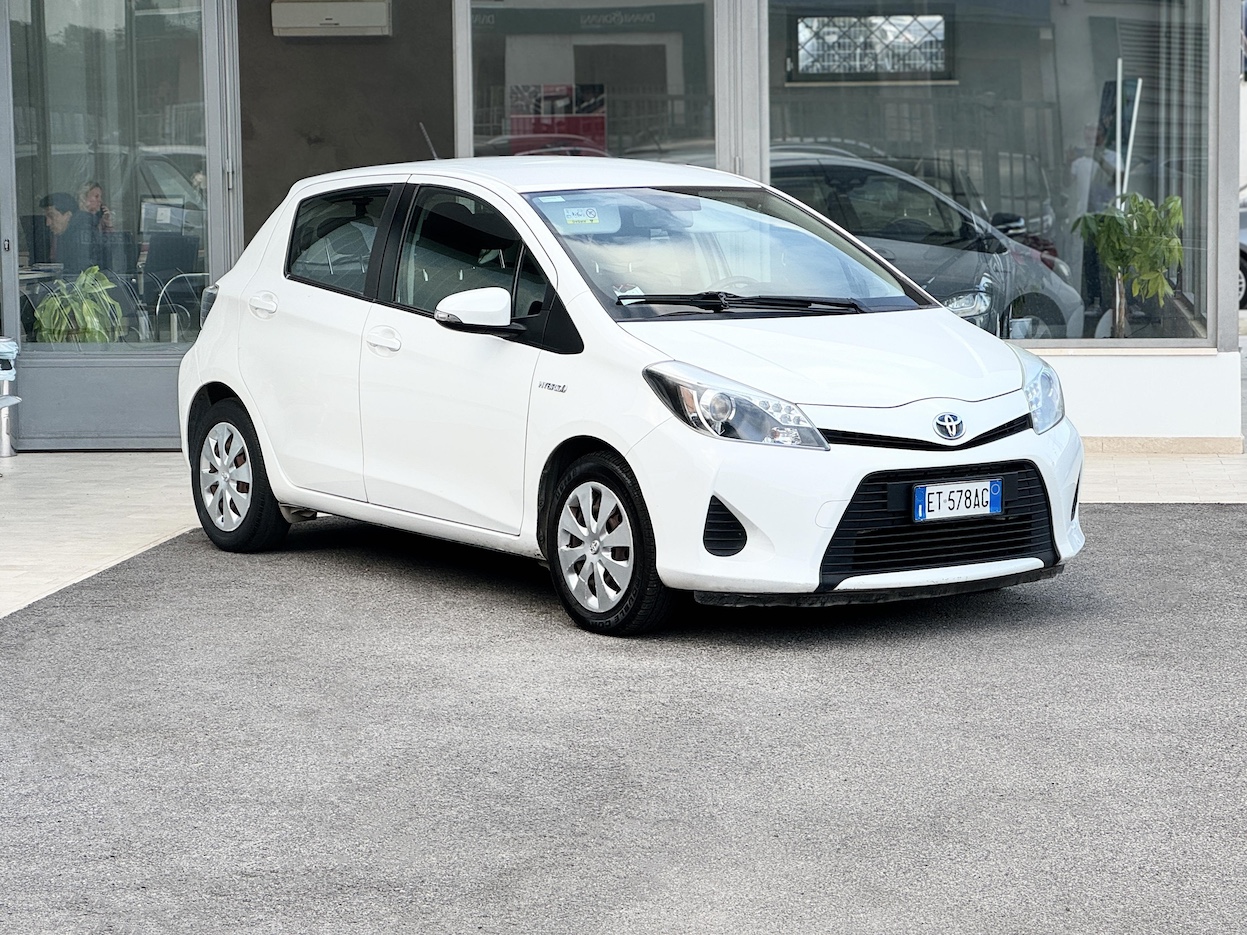 TOYOTA Yaris 3ª serie vers. Yaris 1.5 Hybrid 5 porte Lounge