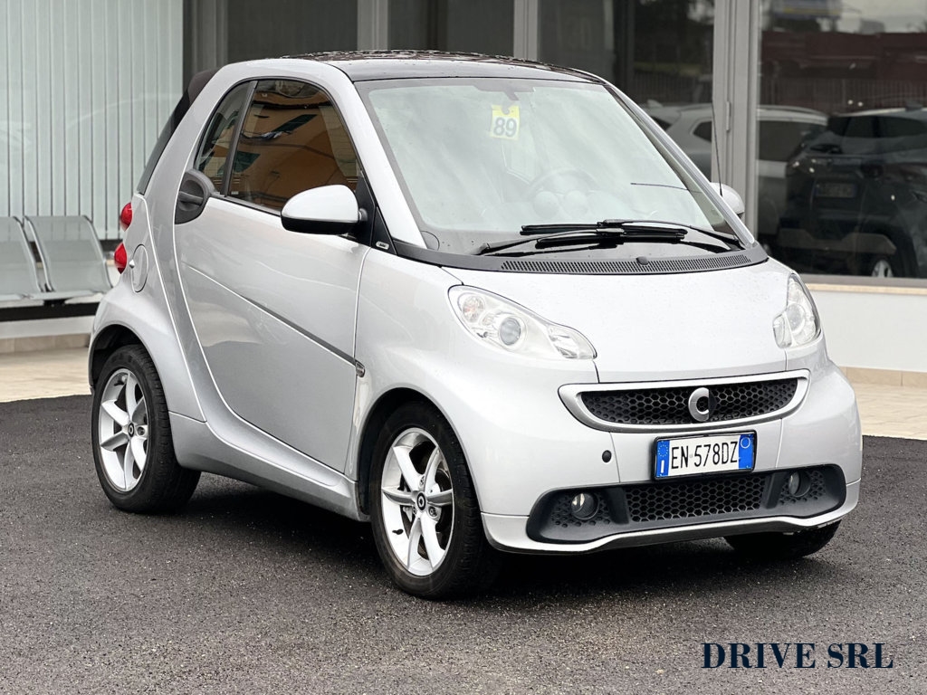 SMART fortwo 2ª serie vers. fortwo 1000 52 kW coupé passion