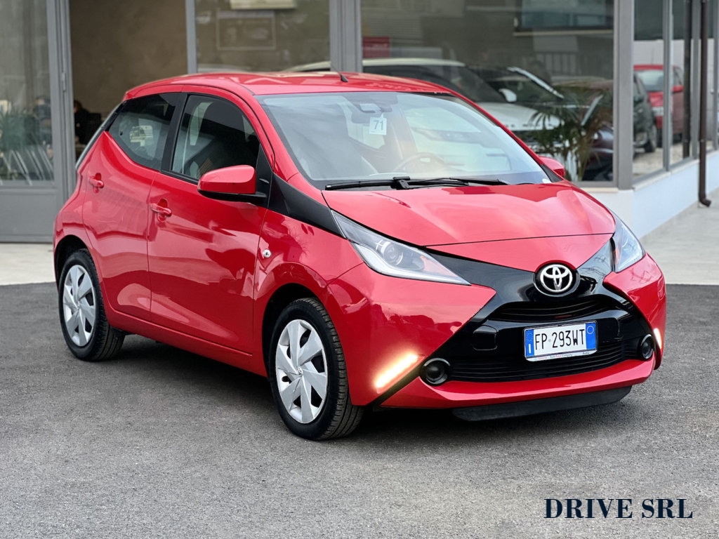 TOYOTA Aygo 2ª serie vers. Aygo 1.0 VVT-i 69 CV 5 porte x-play