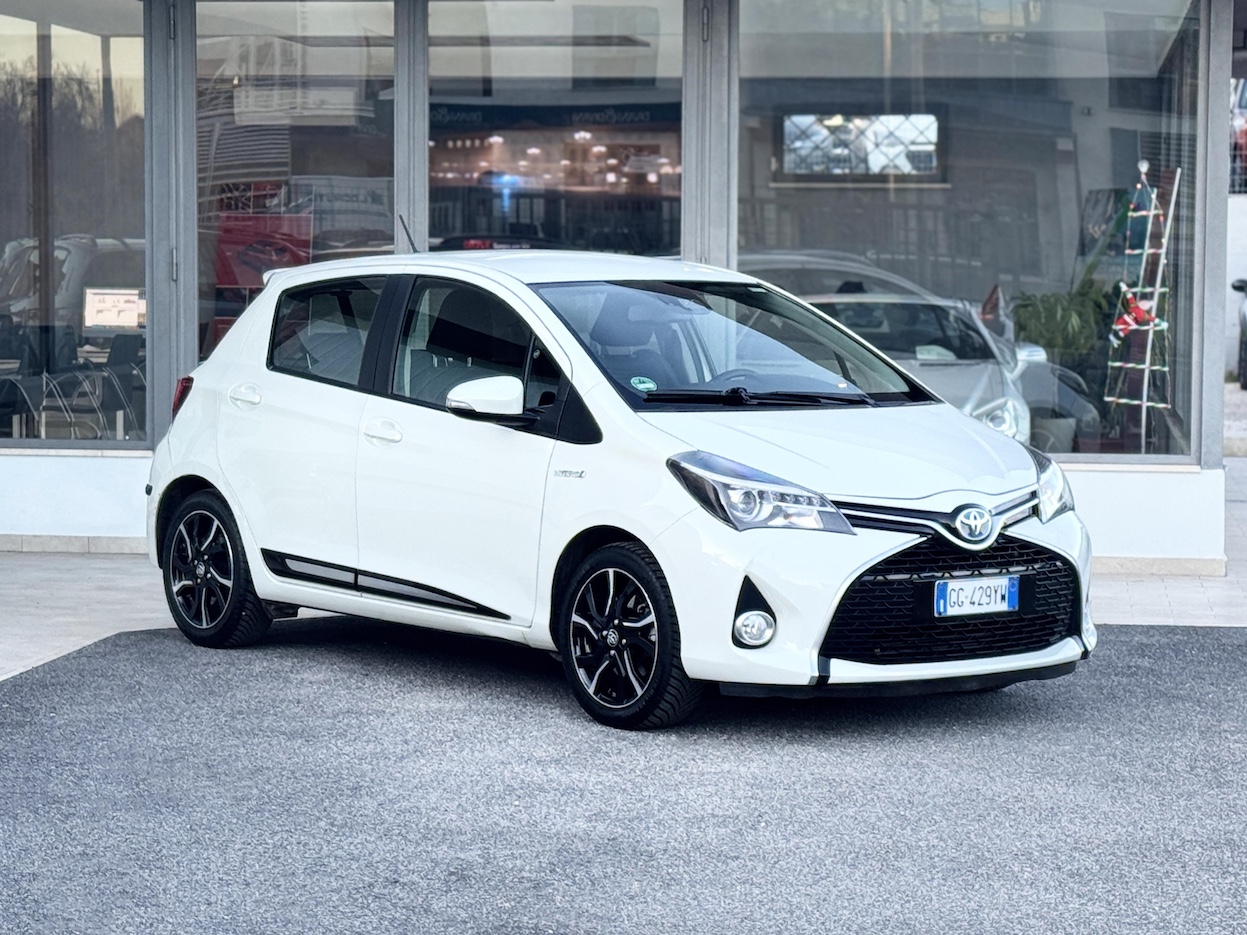 TOYOTA Yaris 3ª serie vers. Yaris 1.5 Hybrid 5 porte Active
