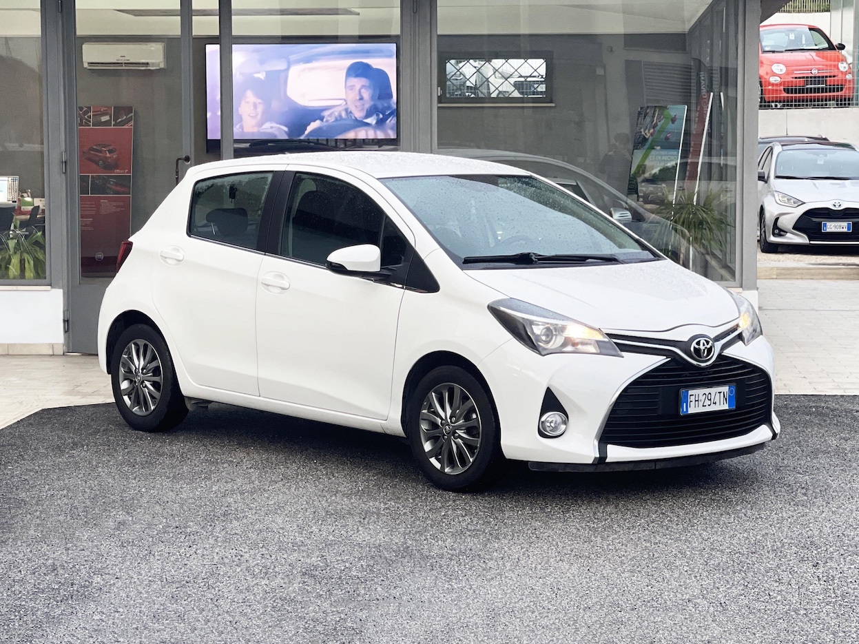 TOYOTA Yaris 3ª serie vers. Yaris 1.0 5 porte