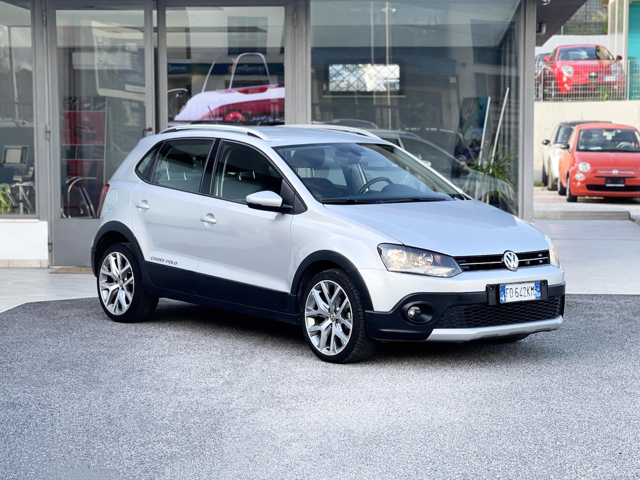 VOLKSWAGEN - Polo 5ª serie