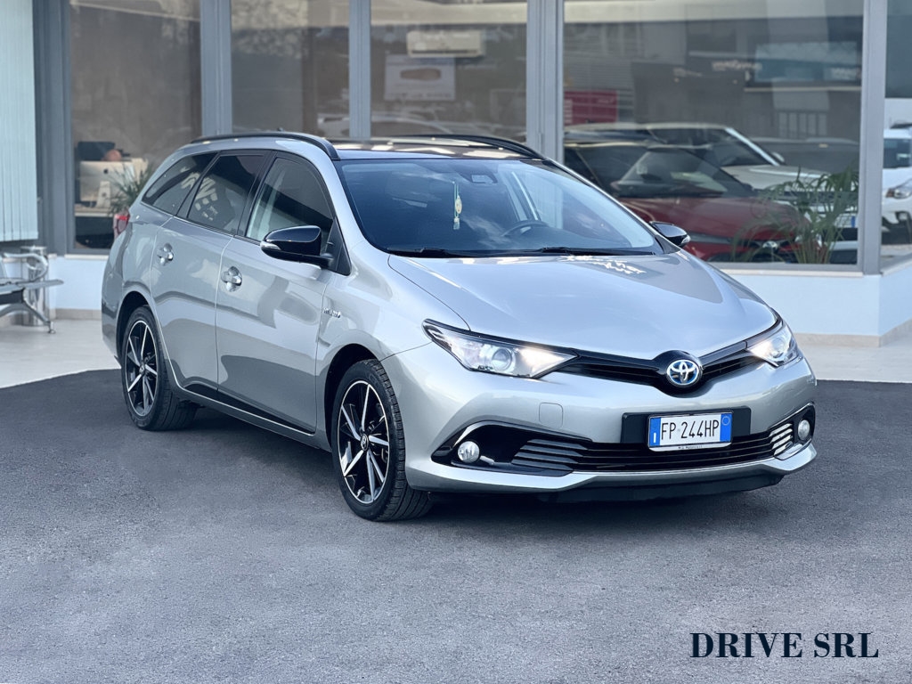 TOYOTA Auris 2ª serie vers. Auris Touring Sports 1.8 Hybrid Black Edition