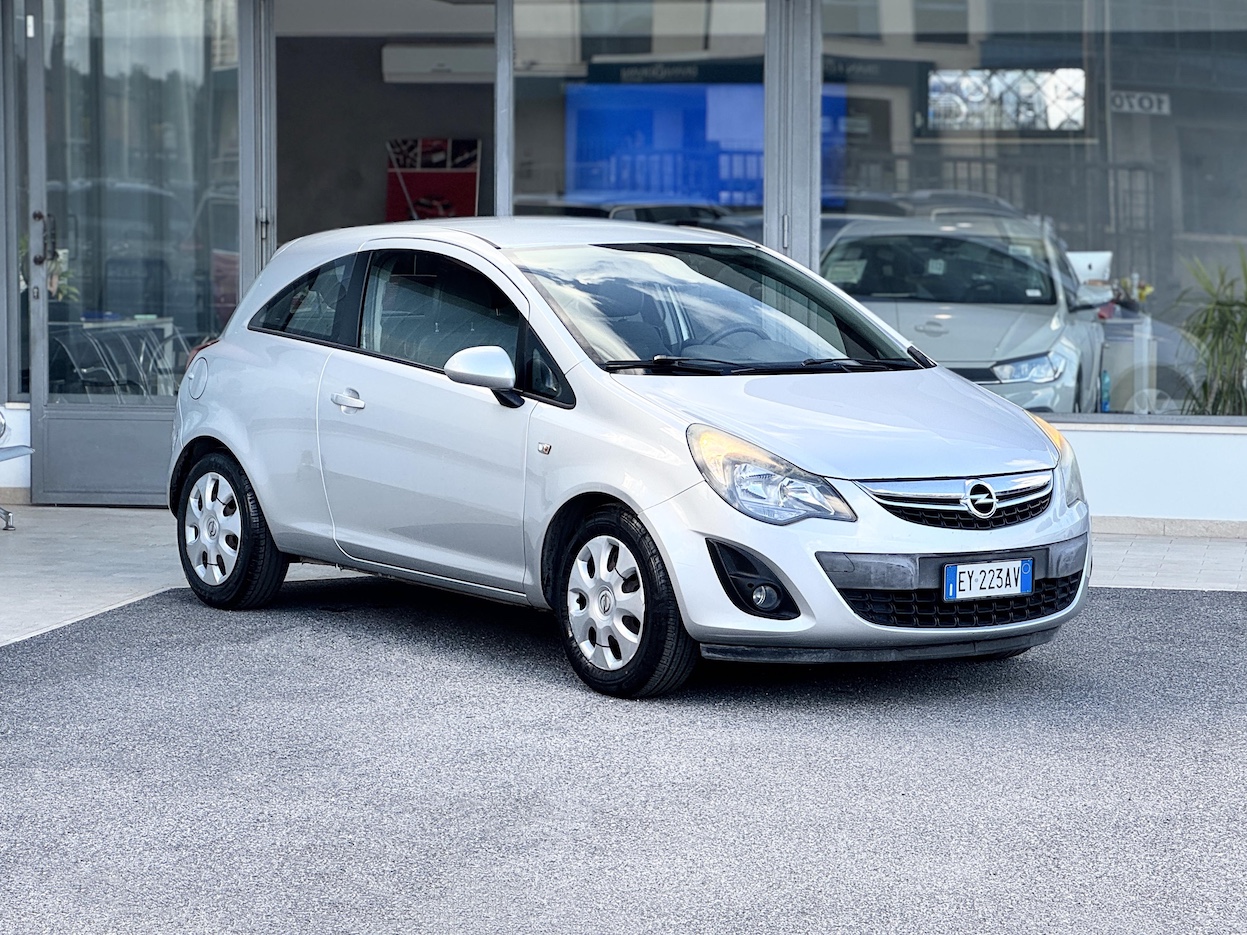 OPEL - Corsa 4ª serie