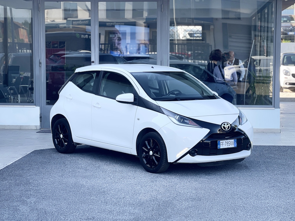 TOYOTA - Aygo 2ª serie