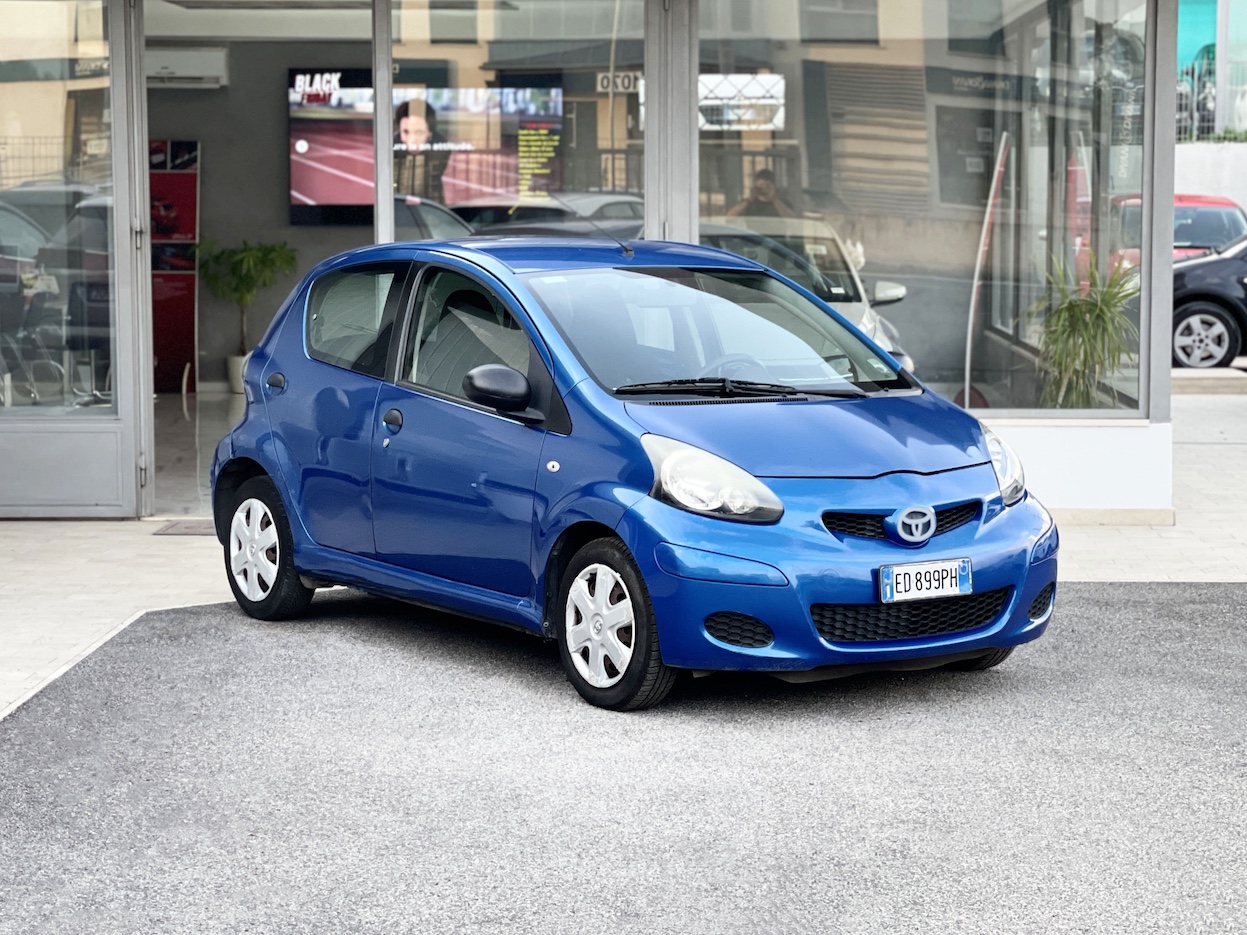 TOYOTA - Aygo 1ª serie