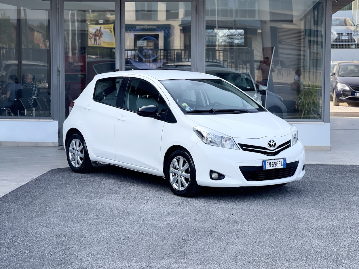 TOYOTA - Yaris 3ª serie