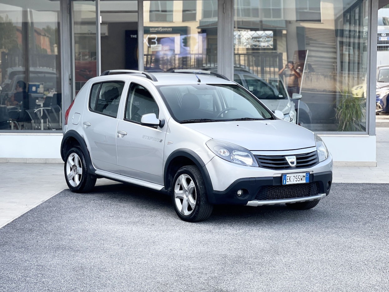 DACIA - Sandero 1ª serie