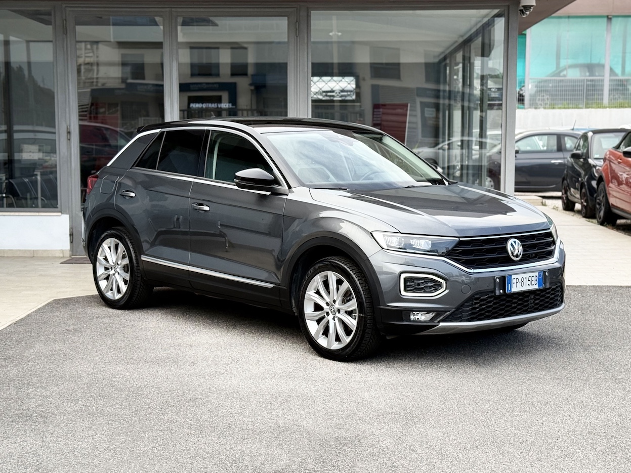 VOLKSWAGEN - T-Roc