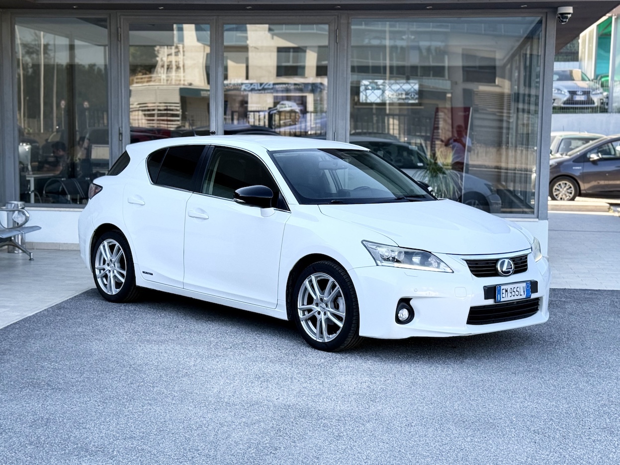 LEXUS - CT