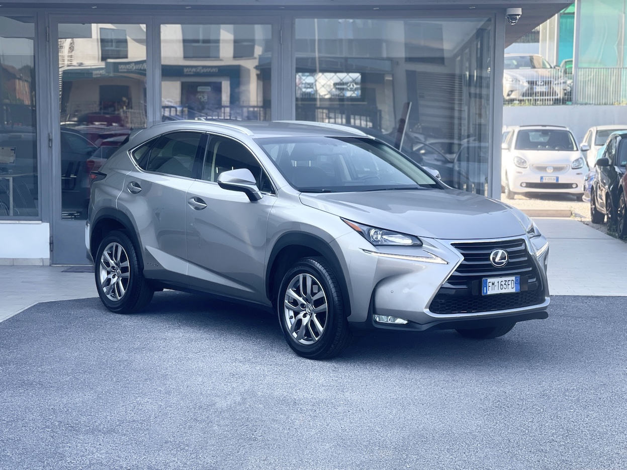 LEXUS - NX 1ª serie