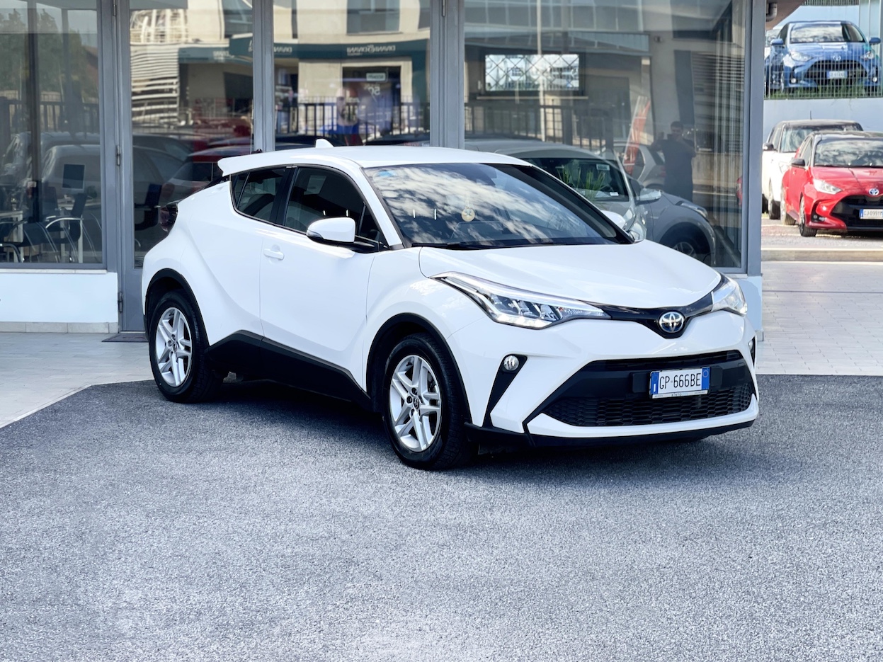 TOYOTA - C-HR
