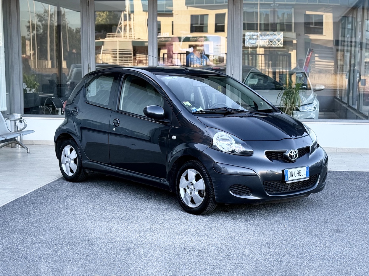 TOYOTA - Aygo 1ª serie