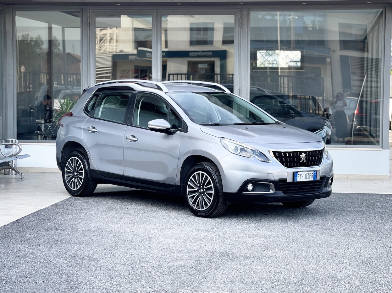 PEUGEOT - 2008
