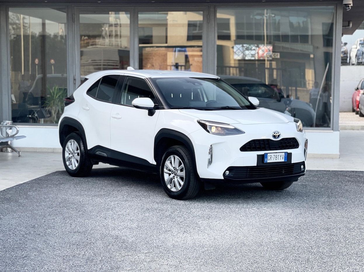 TOYOTA - Yaris Cross