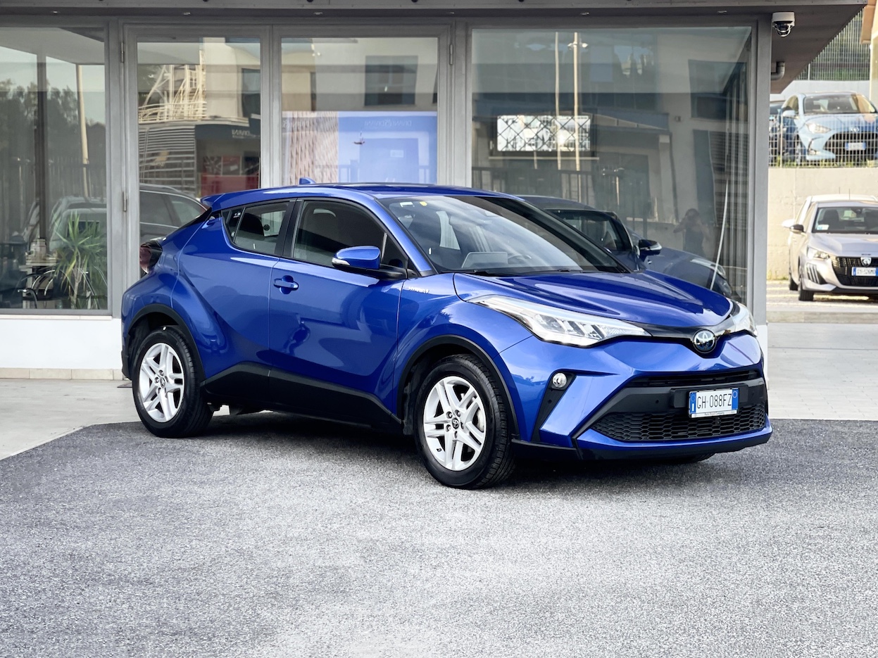 TOYOTA - C-HR