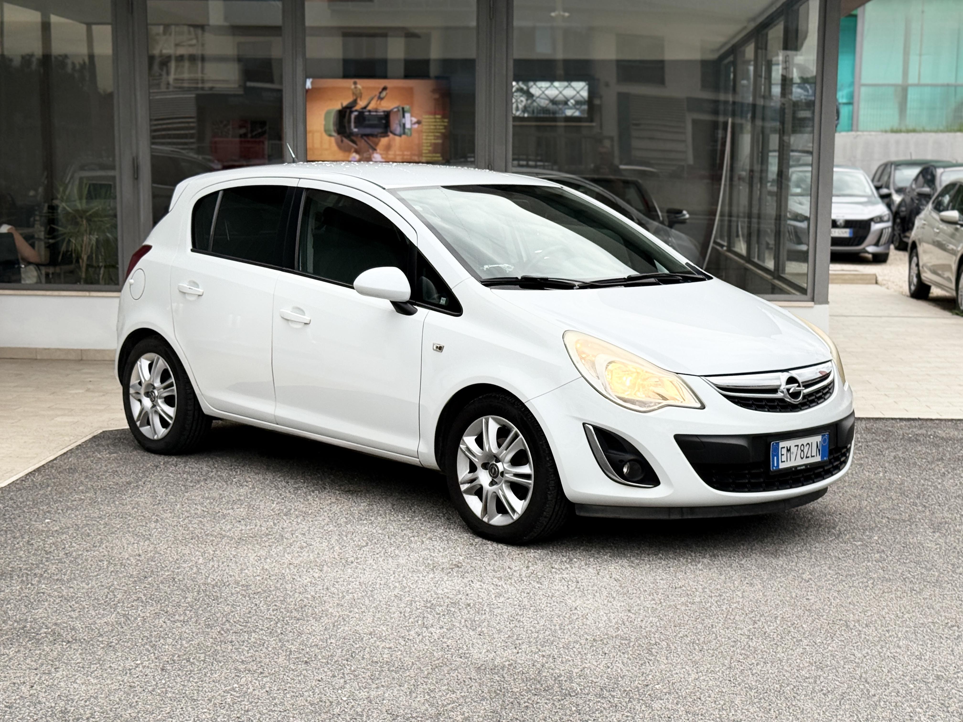 OPEL - Corsa 4ª serie
