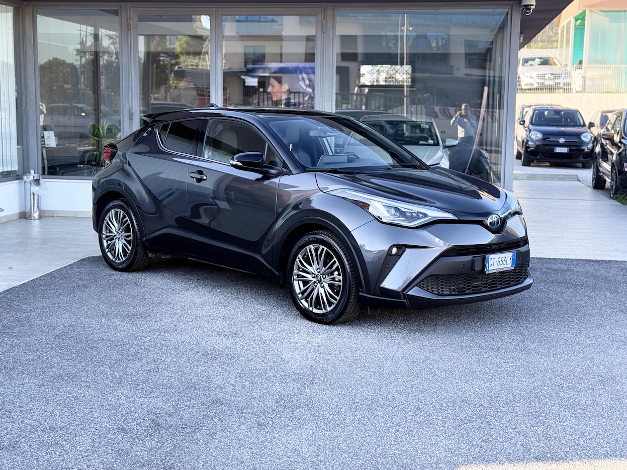 TOYOTA - C-HR