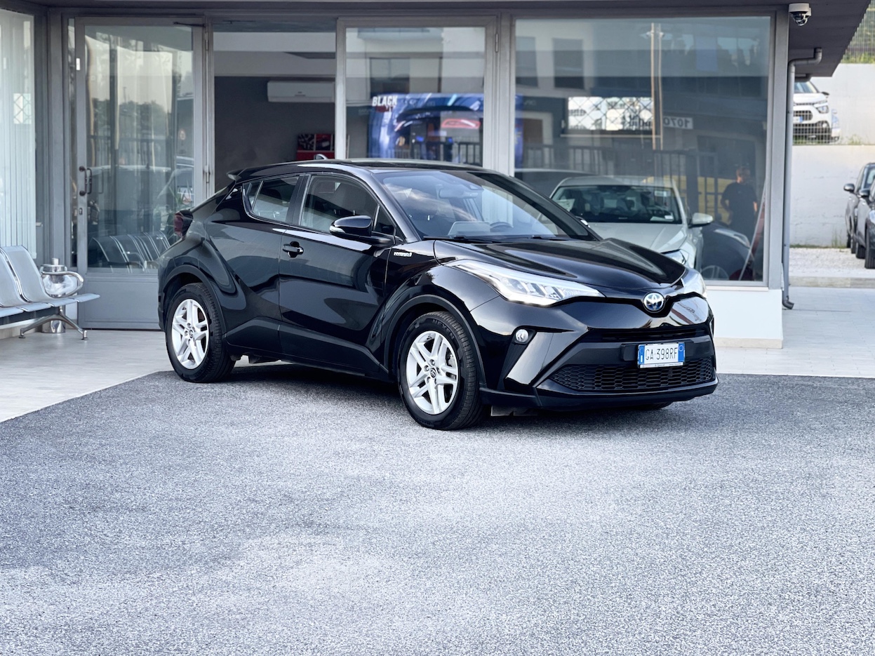 TOYOTA - C-HR