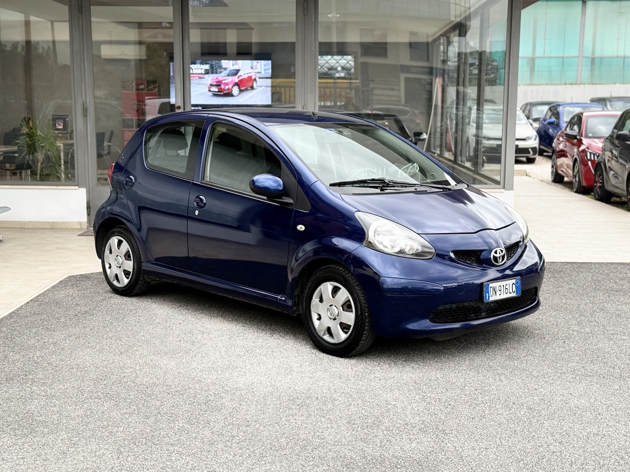 TOYOTA - Aygo 1ª serie