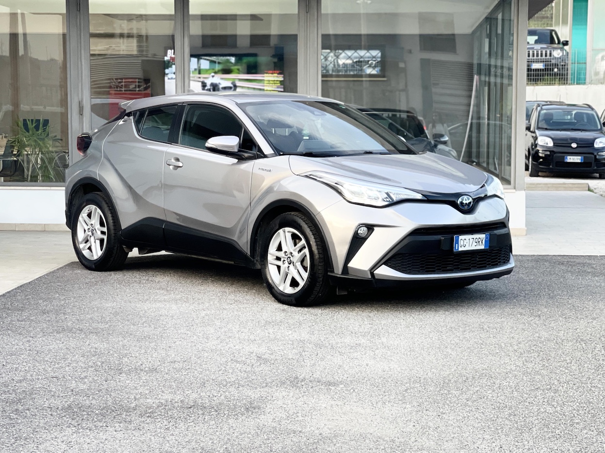 TOYOTA - C-HR