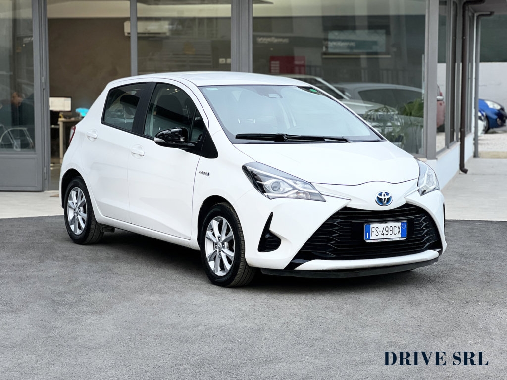 TOYOTA Yaris 3ª serie vers. Yaris 1.5 Hybrid 5 porte Active