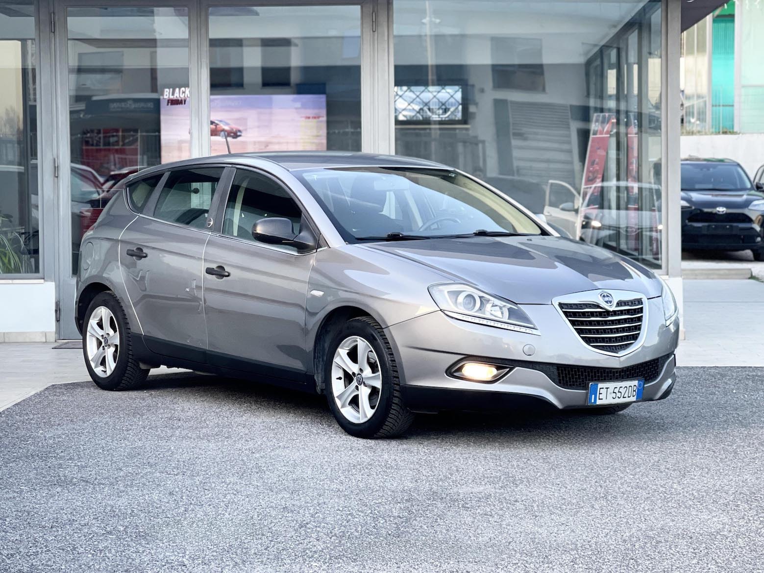 LANCIA - Delta (2008-2015)