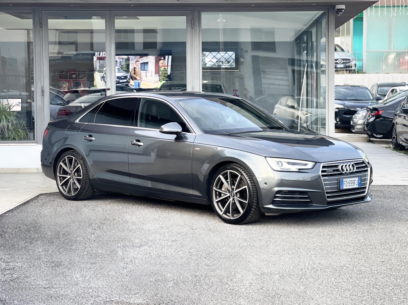 AUDI - A4 5ª serie