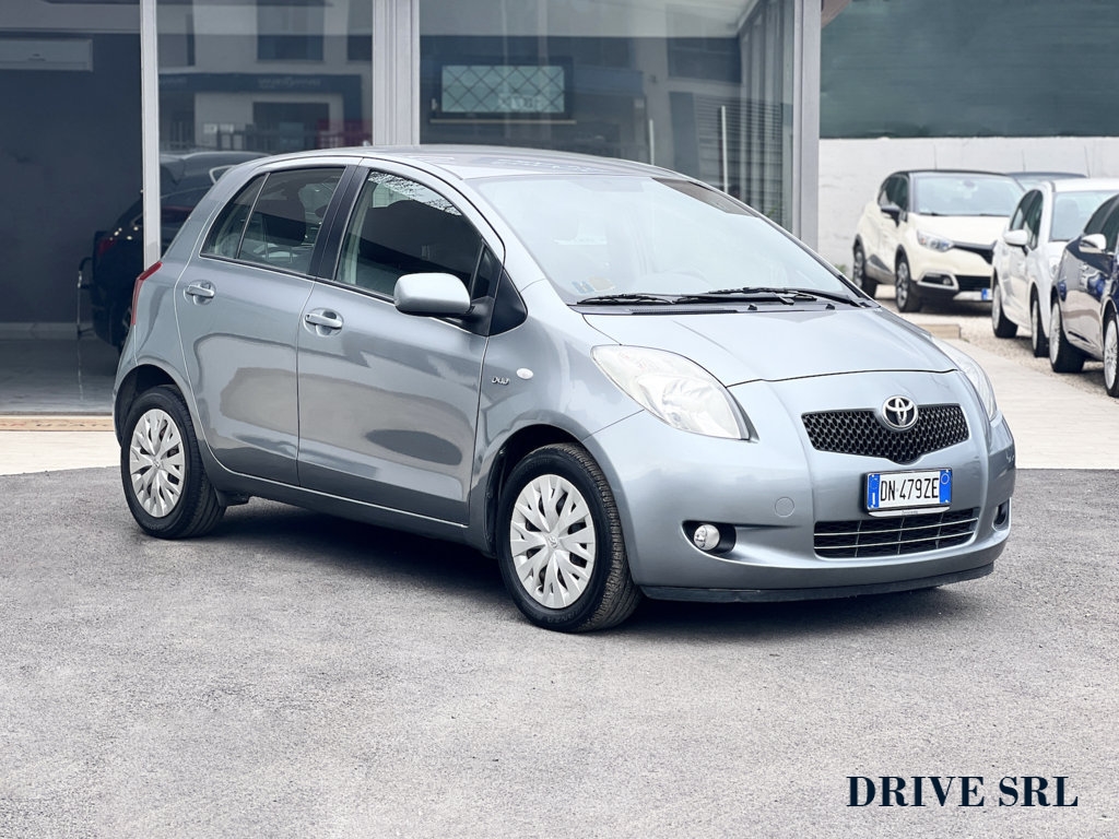 TOYOTA Yaris vers. 1.4 tdi D-4D cat 5 porte