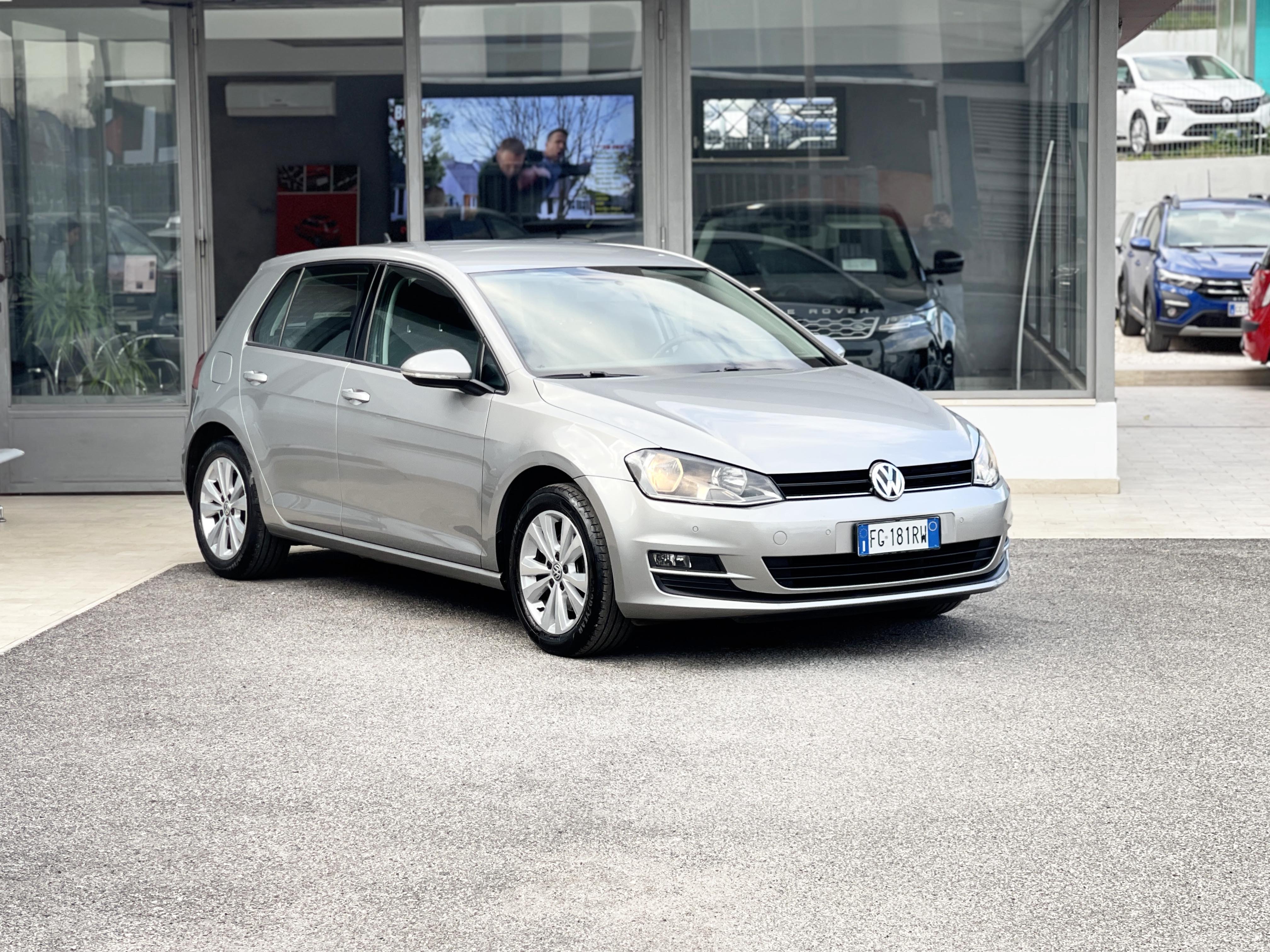 VOLKSWAGEN - Golf 7ª serie