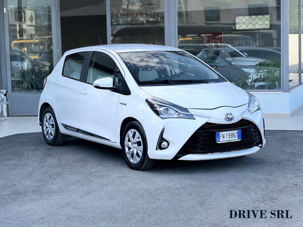 TOYOTA Yaris 3ª serie vers. Yaris 1.5 Hybrid 5 porte Cool
