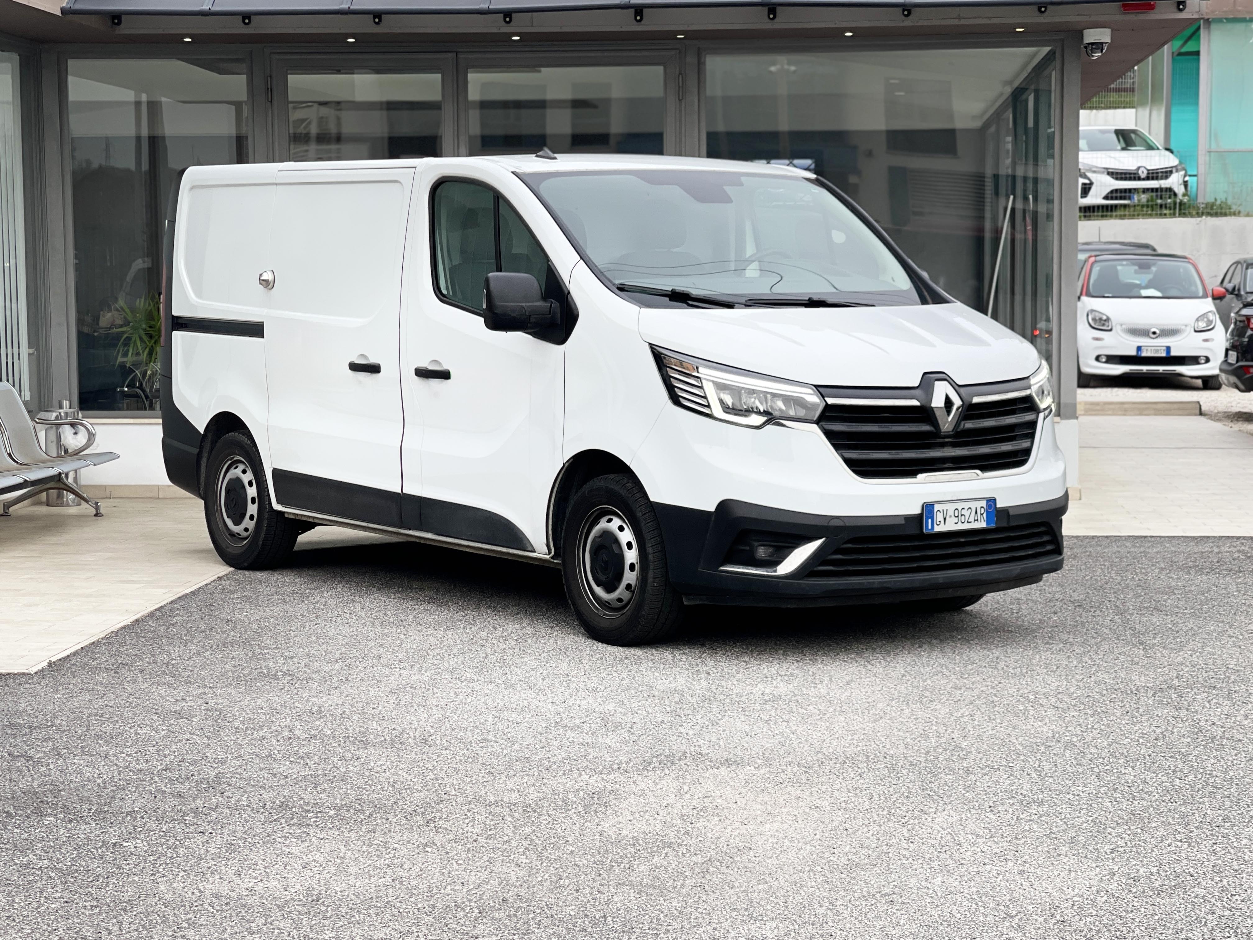 RENAULT - Trafic 4ª serie