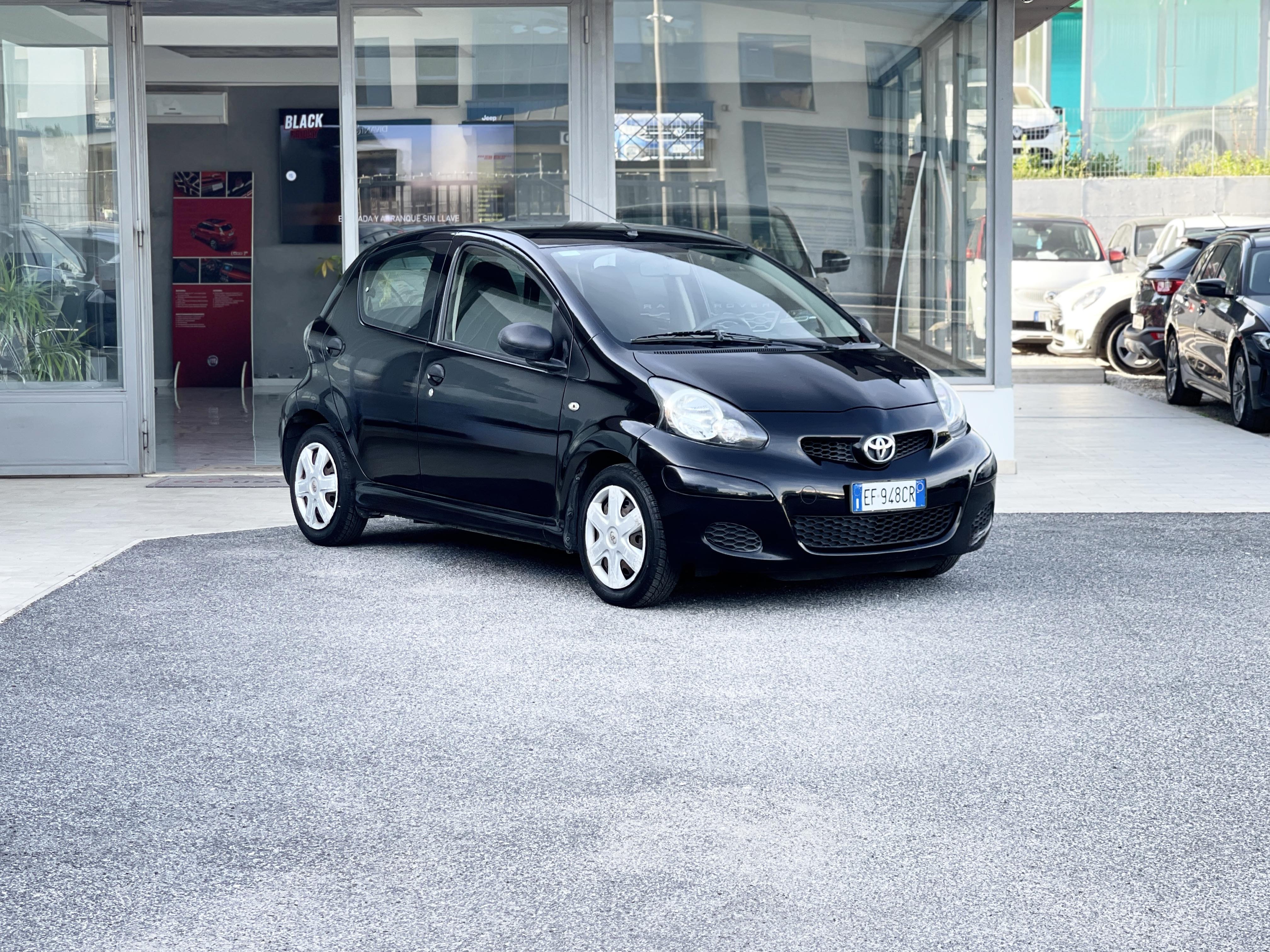 TOYOTA - Aygo 1ª serie