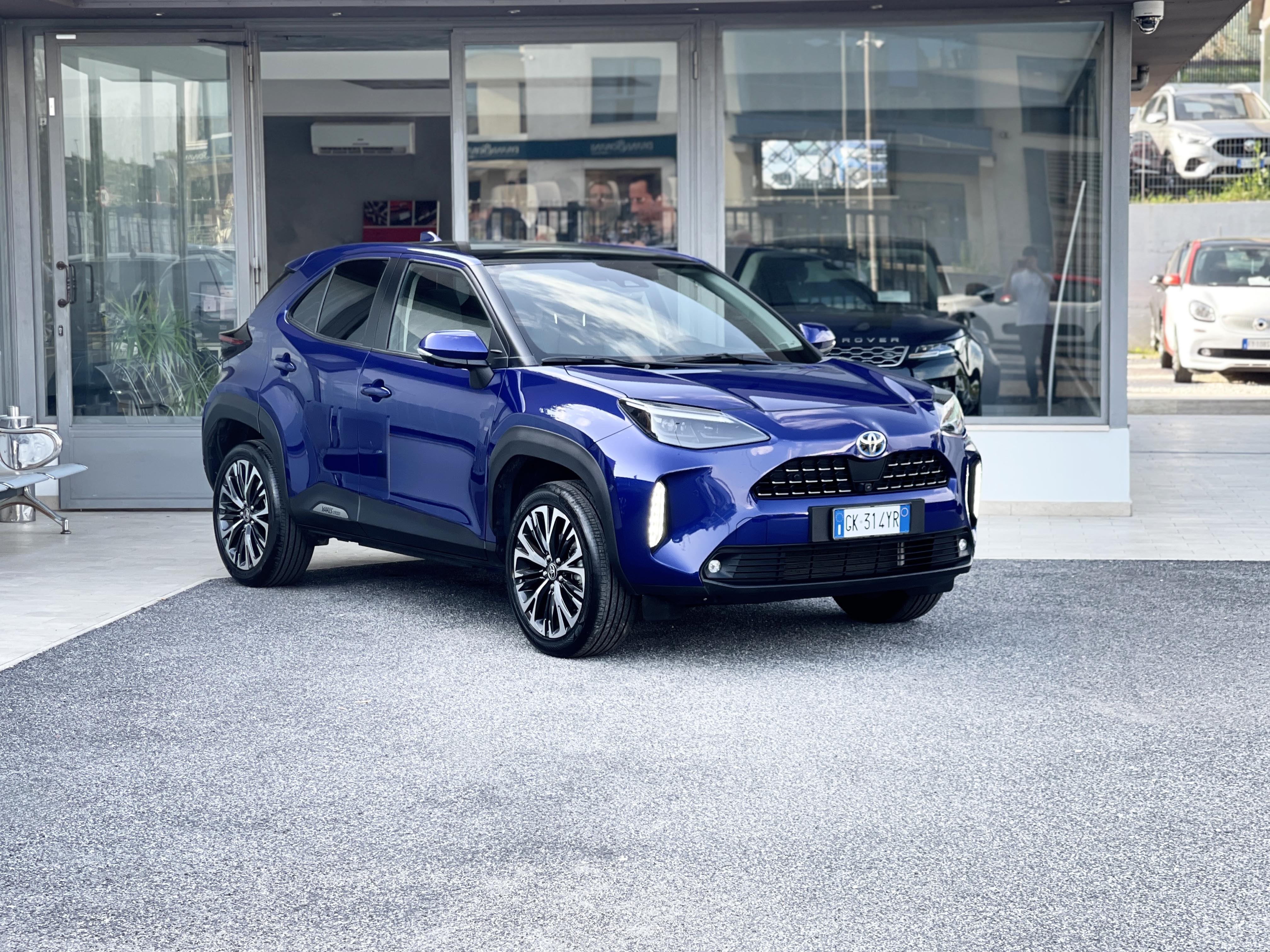 TOYOTA - Yaris Cross