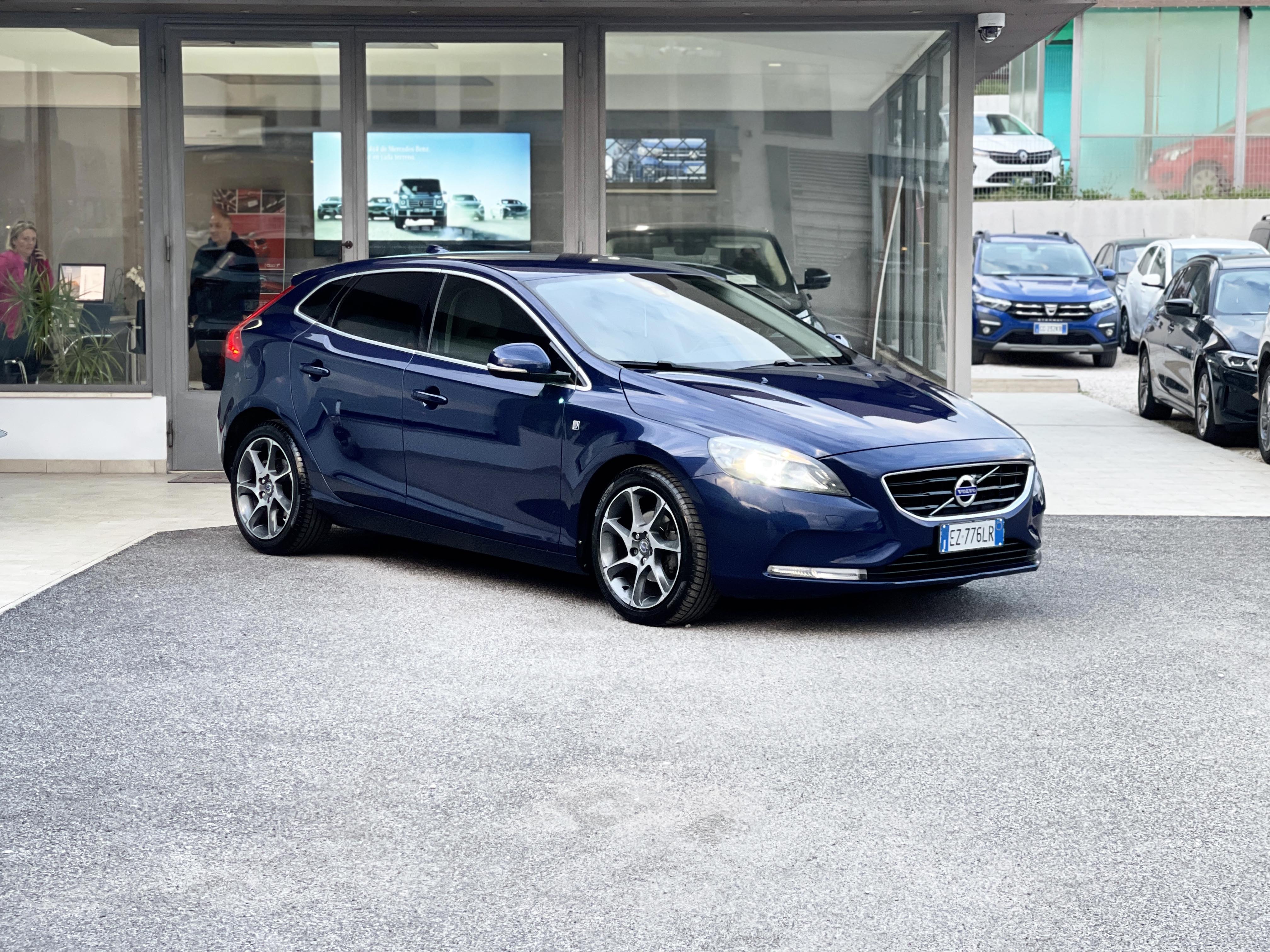 VOLVO - V40 (2012-2020)